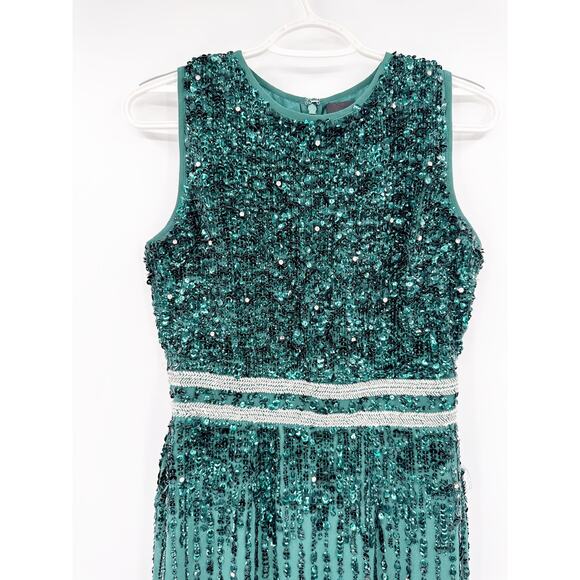 Mac Duggal 10509 Sleeveless High Neck Beaded Emerald Green Dress Size 2 - Picture 4 of 6